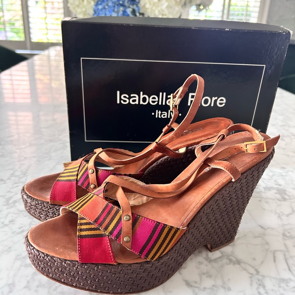 Isabella Fiore VINE Women's Brown and Pink Woven Wedge Sandals Crisscross straps